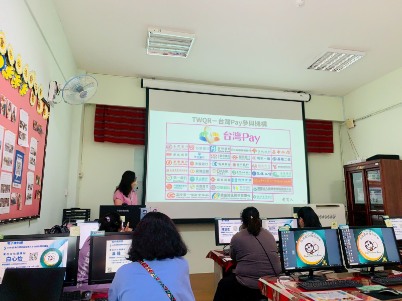 特別感謝來自各文健站的照服員們一同參與， 展現持續學習、數位共學的最佳典範🌱