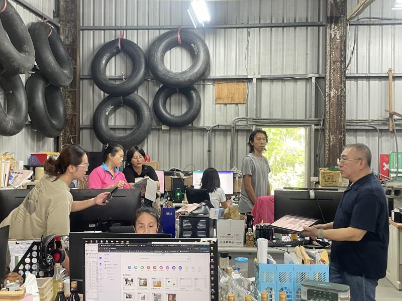 講師說明CANVA的實際應用範疇