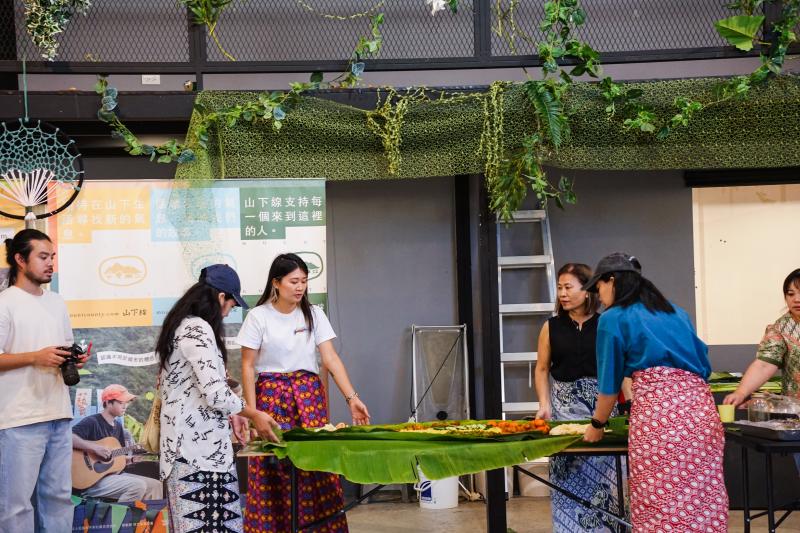 結合新住民姊妹的印尼手抓飯當作此次影片拍攝主題