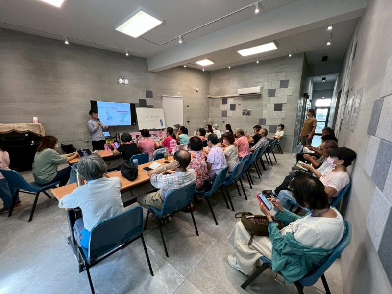 AI的魅力無窮~學員爆滿