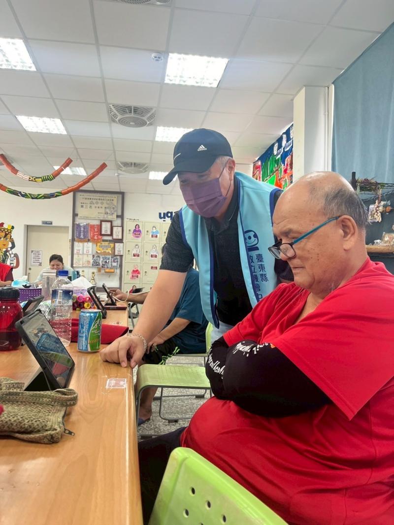 學員有疑問，講師個別指導