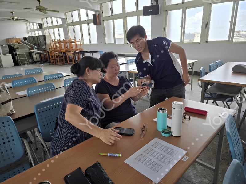 學員們完成了簡單的個人網站