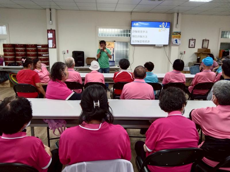 中融入預防詐騙宣導，讓學員在運用網路資訊時也要預防網路詐騙手法。