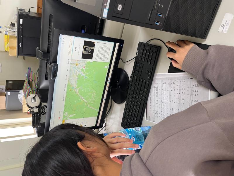 透過網路的搜尋，讓長者及青年利用線上資源查找與泰雅族相關的資訊，更能提升他們的數位素養及增加新的知識與觀念。