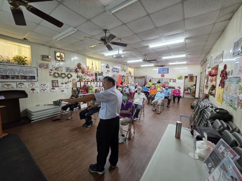 學員從不敢嘗試到開始有興趣,課堂反應熱烈,學習意願提升。