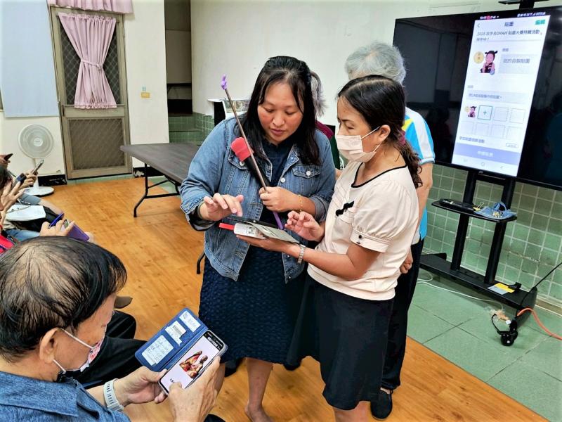 秋忍心得： 從來沒想過我也可以做貼圖賣錢！這堂課真的打開我的眼界，用照片加文字還能加特效，完全是另一種創作樂趣，謝謝DOC讓我踏出第一步。