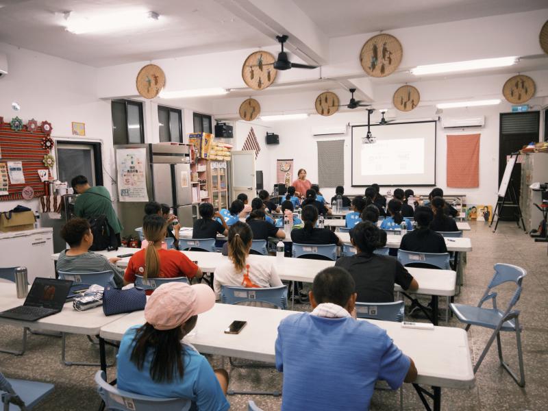 講師講解何謂AI