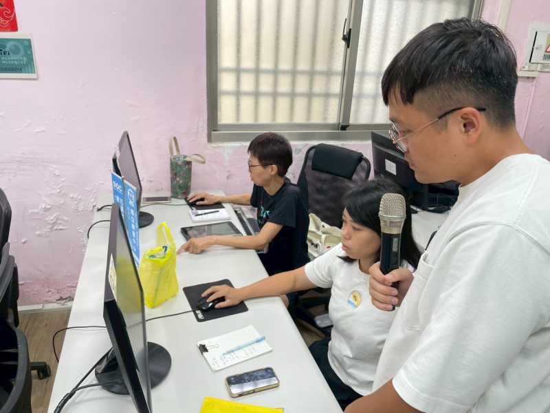 最後，學員們將 ChatGPT 生成的內容，透過 GAMMA 這款工具，將單純的文字轉換成結構完整、視覺效果豐富的簡報。