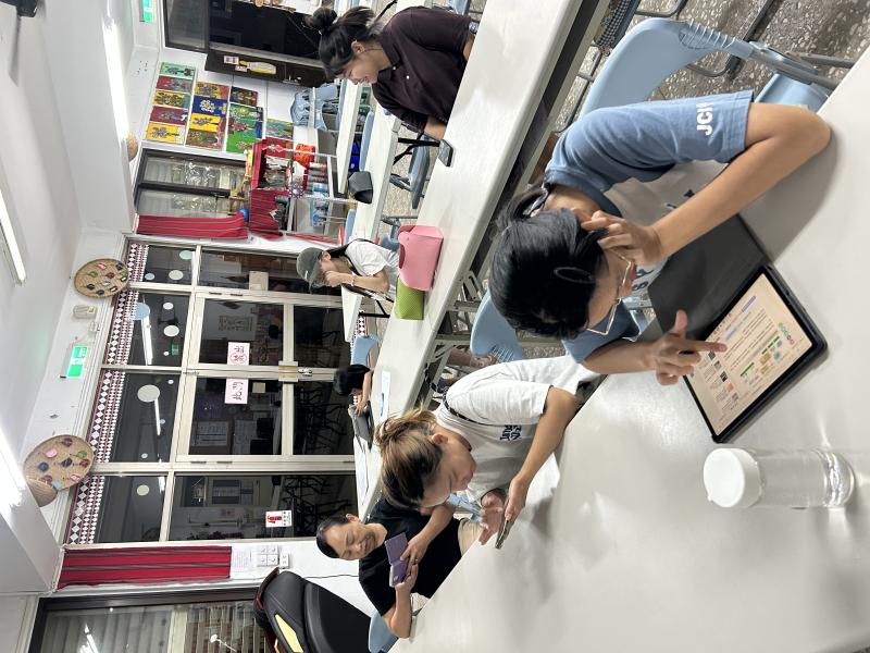 學生嘗試創作AI詞曲