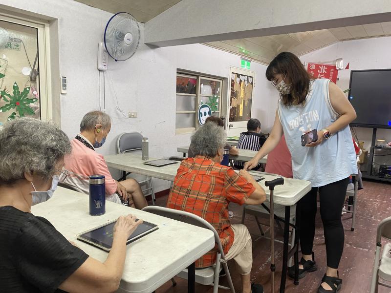 平板預防失能數位關懷