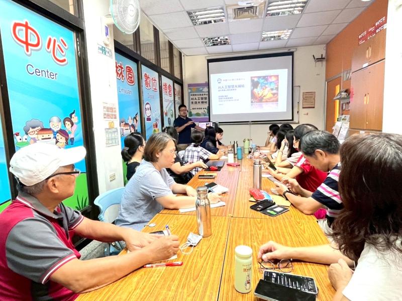 「AI人工智慧生活大補帖」提升學員AI觀念與生活應用。