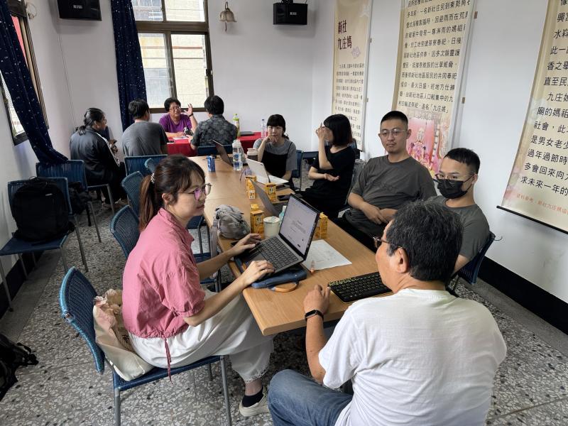 學員透過分組討論與腦力激盪