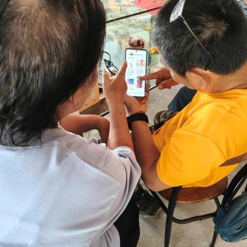 學員練習以圖搜圖,提升數位自信