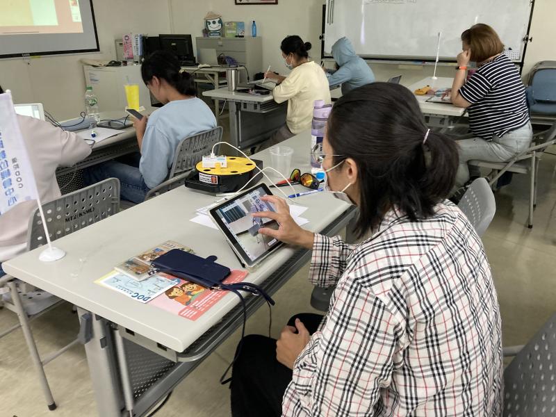 學員開啟創作時間，透過新工具嘗試數位創作