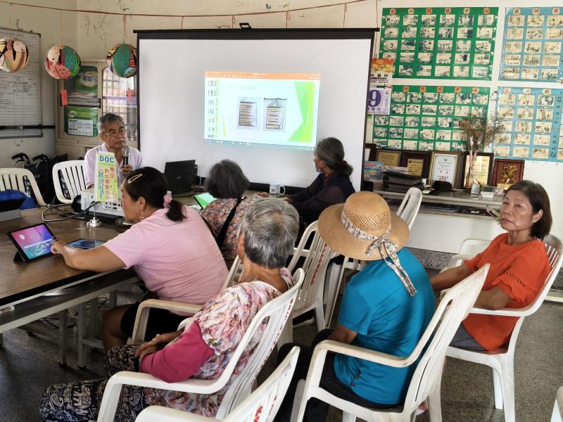 課程介紹 Google 智慧鏡頭的基本操作，教學員如何開啟鏡頭