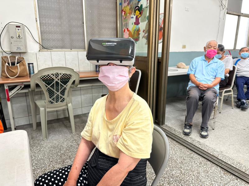 學員通過實際演練來加深印象