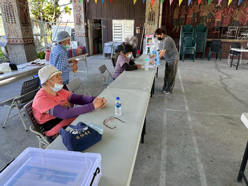 學員通過實際演練來加深印象