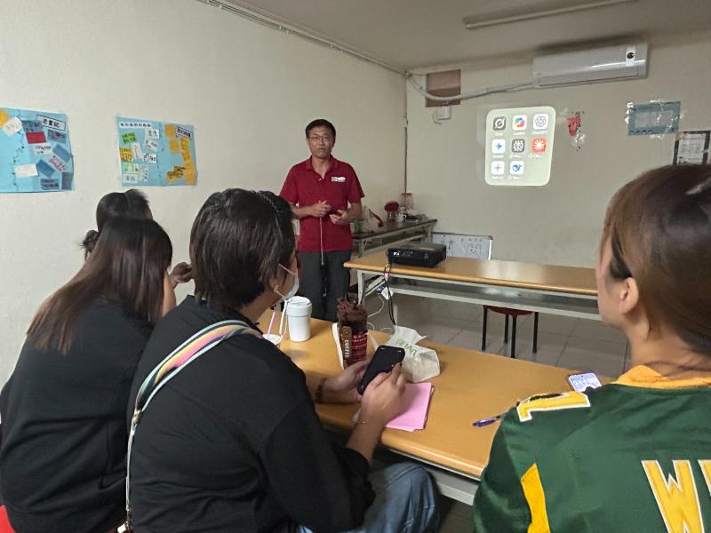 泰安數位機會中心（DOC）近期於泰安婦幼中心開設了「AI 行政實務力．提升工作效能班」