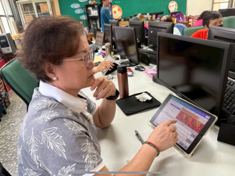 學員獨立完成軟體上的操作