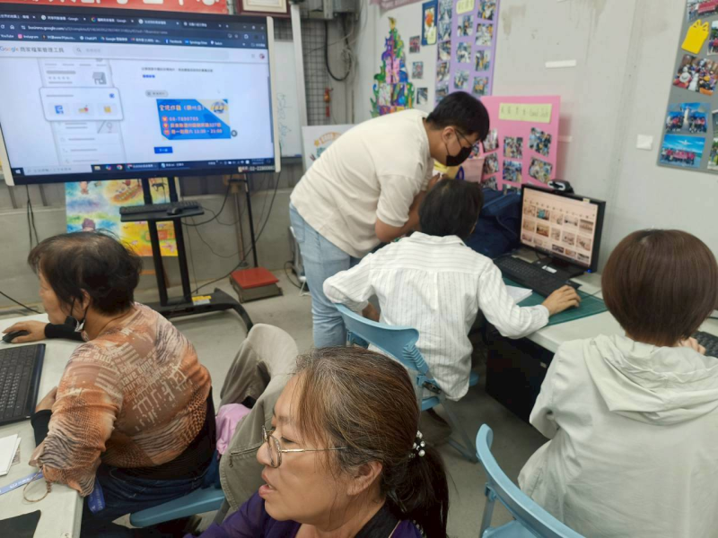 挑選照片並上傳到商店上