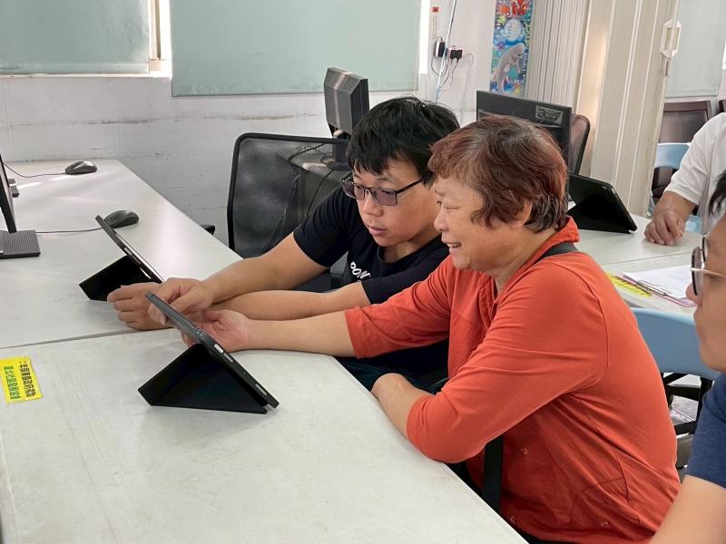 學員覺得有趣又實用