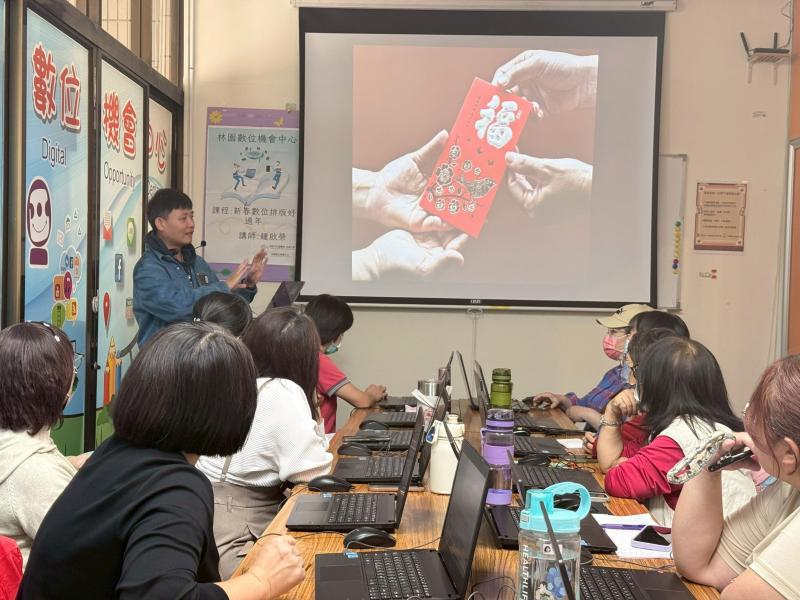 學員了解如何善用特殊商業字體,即使不需額外購買,也能應用於燙金設計之中。