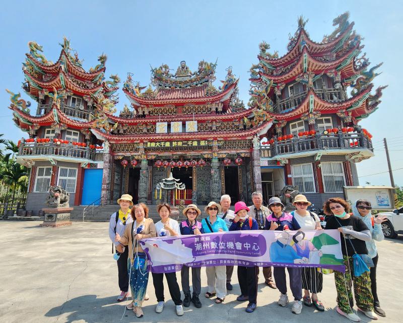 探訪社區景點震雷宮,主祀雷府千歲,象徵驅邪濟世、守護平安。源於日治遷村後迎神行醫,歷經輪祀、建廟與遷建,成為凝聚地方信仰的重要據點。