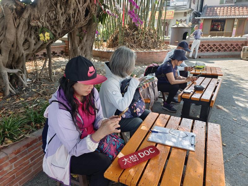 休息一下查看要搭幾點的火車回程