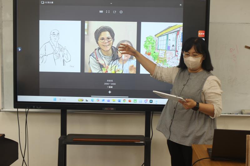 透過五感體驗，收集各種氣味、聽見海浪與野鳥的鳴唱、以及花草蟲魚的意象，再經由媒體轉化為具象的圖案。