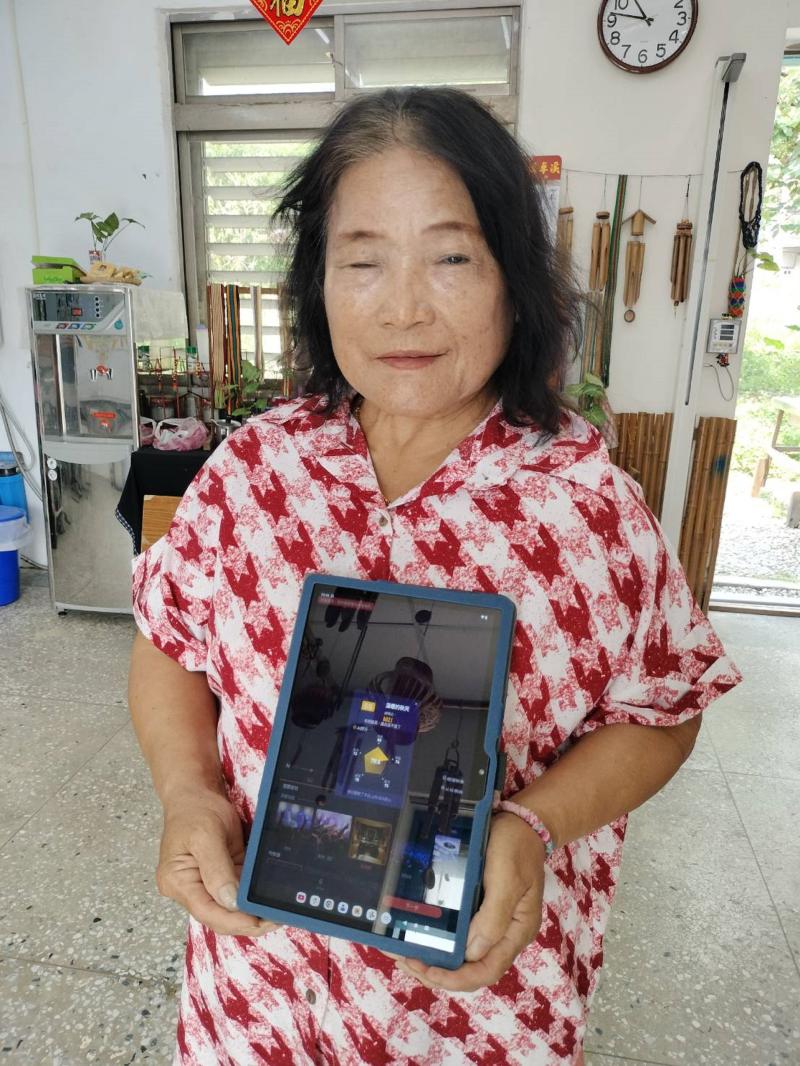 學員對於新的數位體驗感到有興趣，在探索與練習中提升自信與操作熟練度。