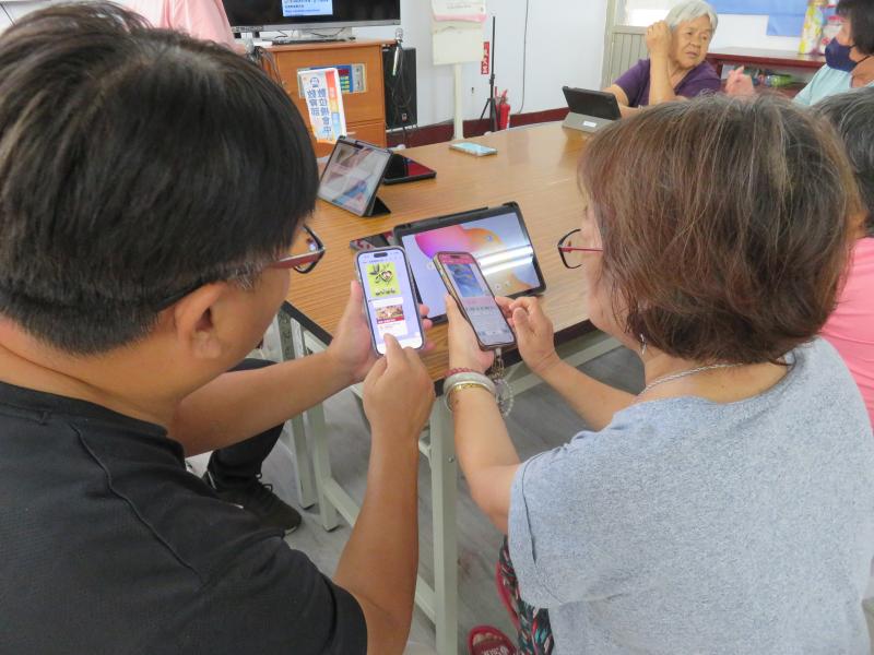 2.	透過貼上求證訊息真假，提醒在使用社群軟體時，不要被假訊息所蒙騙，進而分享錯誤訊息給朋友。