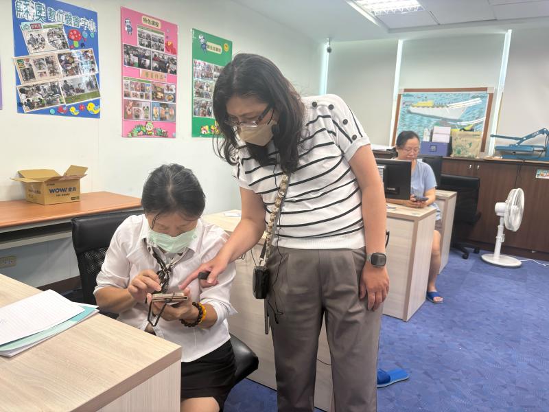 透過課程學習與實作，讓即將退休或已退休的學員發現自己仍擁有豐富經驗與能力，重新規劃第二人生，開啟就業與發展事業的新機會。