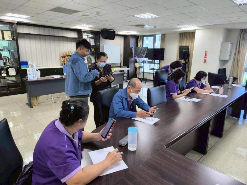 互動環節中，學員踴躍提問與分享，講師耐心解說並示範操作，現場交流熱絡，學習成效良好。