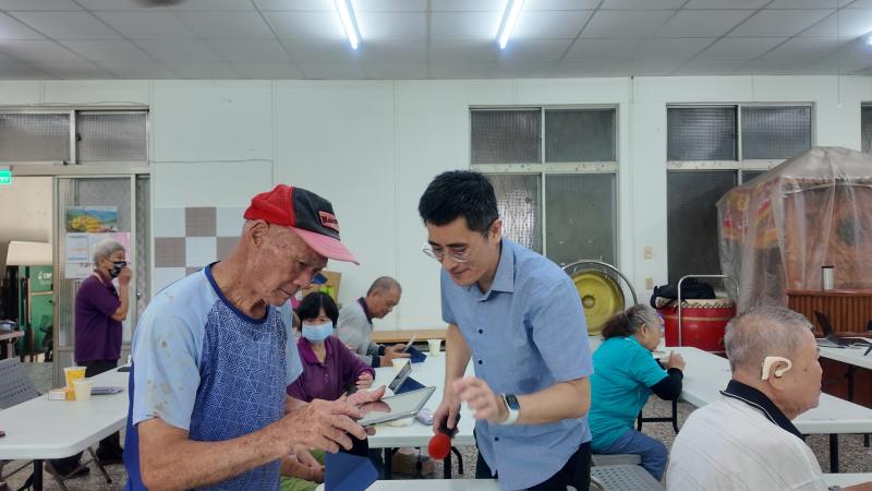 老師針對學員一對一指導