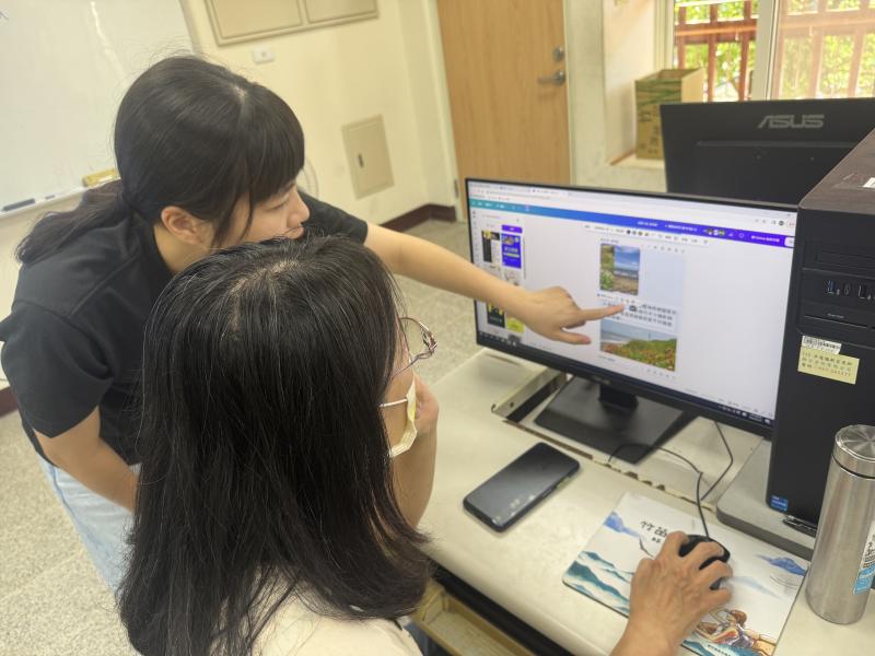 學員們在雲端上展開共編協力，將照片依人物、風景等主題置入小誌模板中