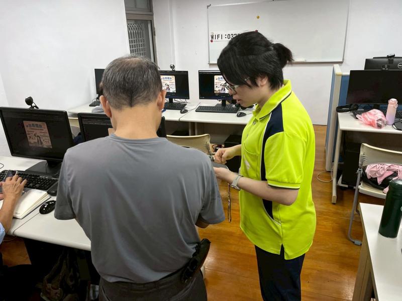 執秘協助學員