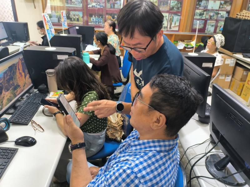 提升數位行銷力，激發學員的創意表達