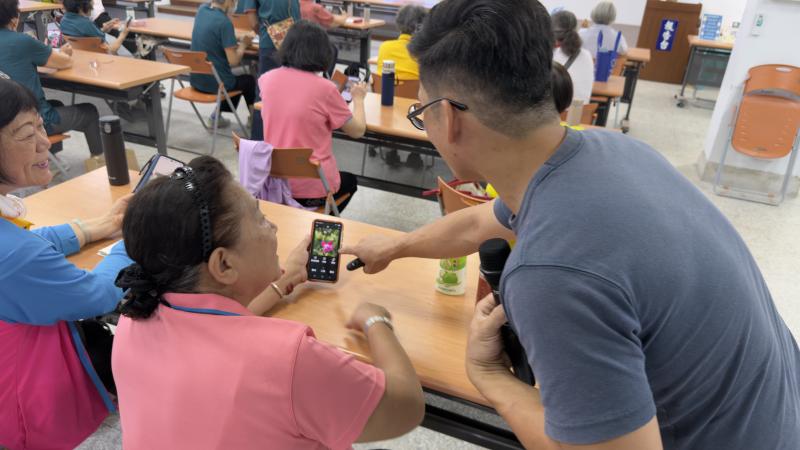 學員通過實際演練來加深印象