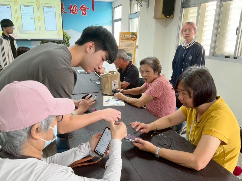 開發具地方特色或產業應用價值的AI專案。