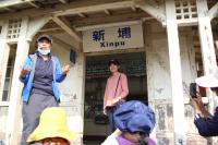 【苗栗縣府新聞】數位機會中心好學習 ─ 通霄DOC外拍山海景緻 走訪舊車站拱天宮海岸風光