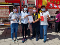 【旗山DOC】旗山DOC協助旗山天后宮發放端午禮金